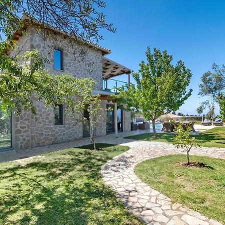Villa Goudis Emily Tsoukaládhes