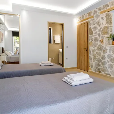 Goudis Emily Villa Tsoukaládhes